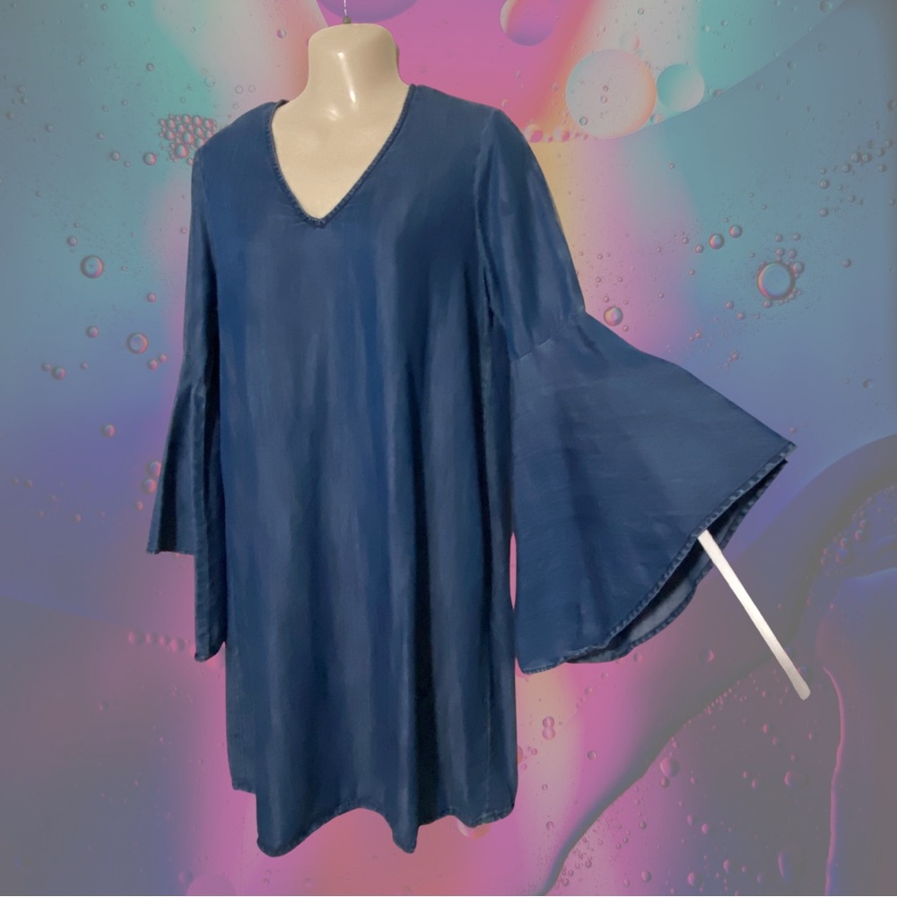 Karen by Karen Kane. XS.SUPER soft brushed denim. Vneck dress. BIG bell sleeves